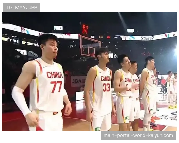 贺希宁三分球打开局面 下半场连续远投吹响反击号角